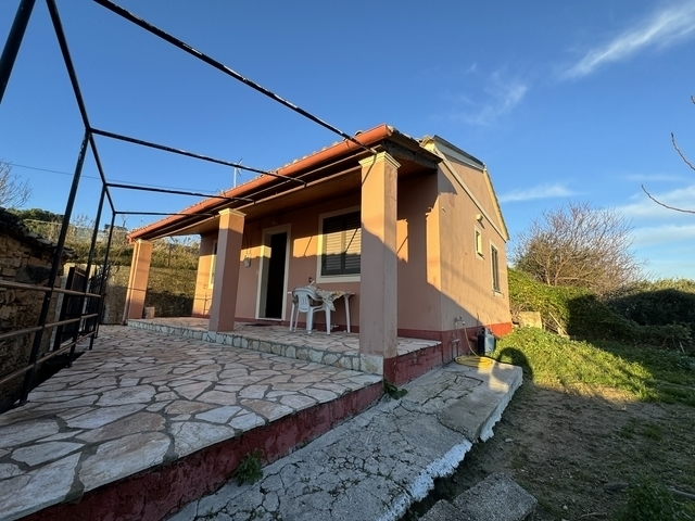 (Vermietung ) Wohnung/Residenz Einzelhaus  || Corfu (Kerkira)/Esperies - 60 m², 2 Schlafzimmer, 400€ 