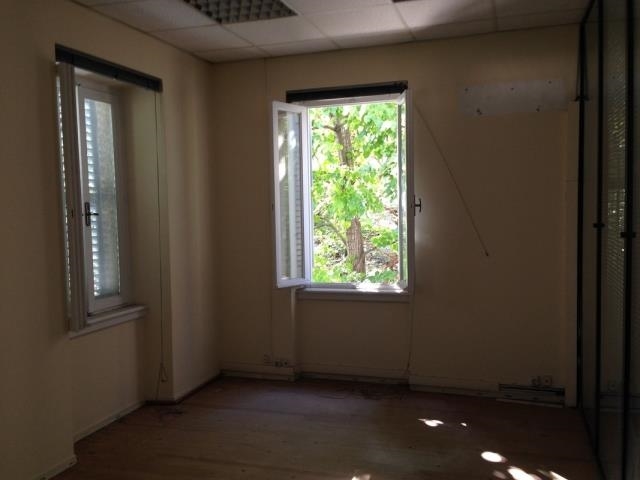 (Vermietung ) Commercial Büro || Corfu (Kerkira)/Corfu-Chora (Kerkira) - 194,00Sq.m, 1.400€ 